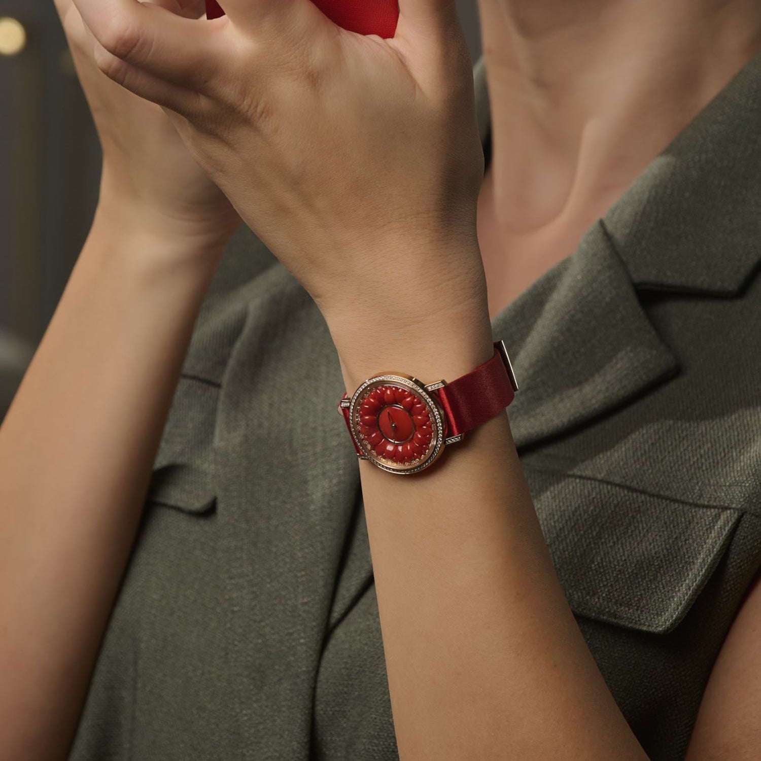Lili Bouton Red Coral