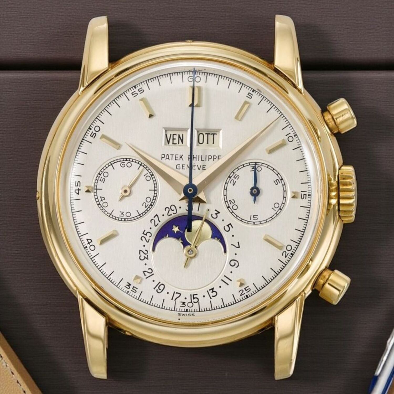 REF. 2499J 3rd Series “Yellow Gold”