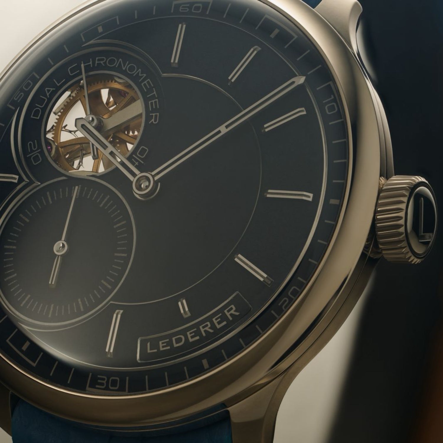 CIC 39 Deep Blue in White Gold